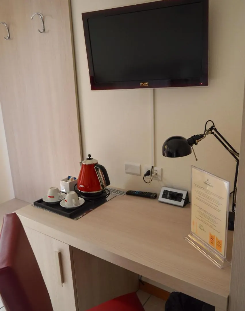 La Contrada Bed & Breakfast Sarnico