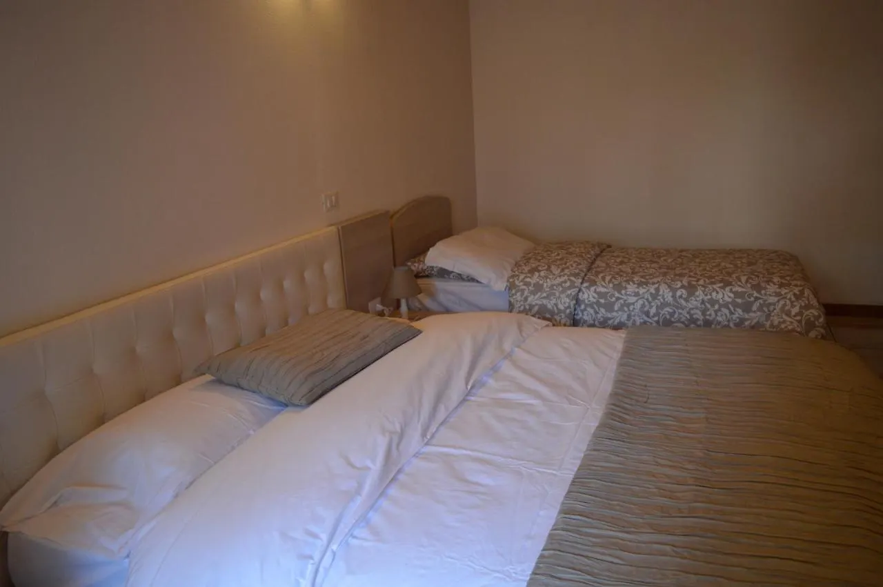 La Contrada Bed & Breakfast Sarnico