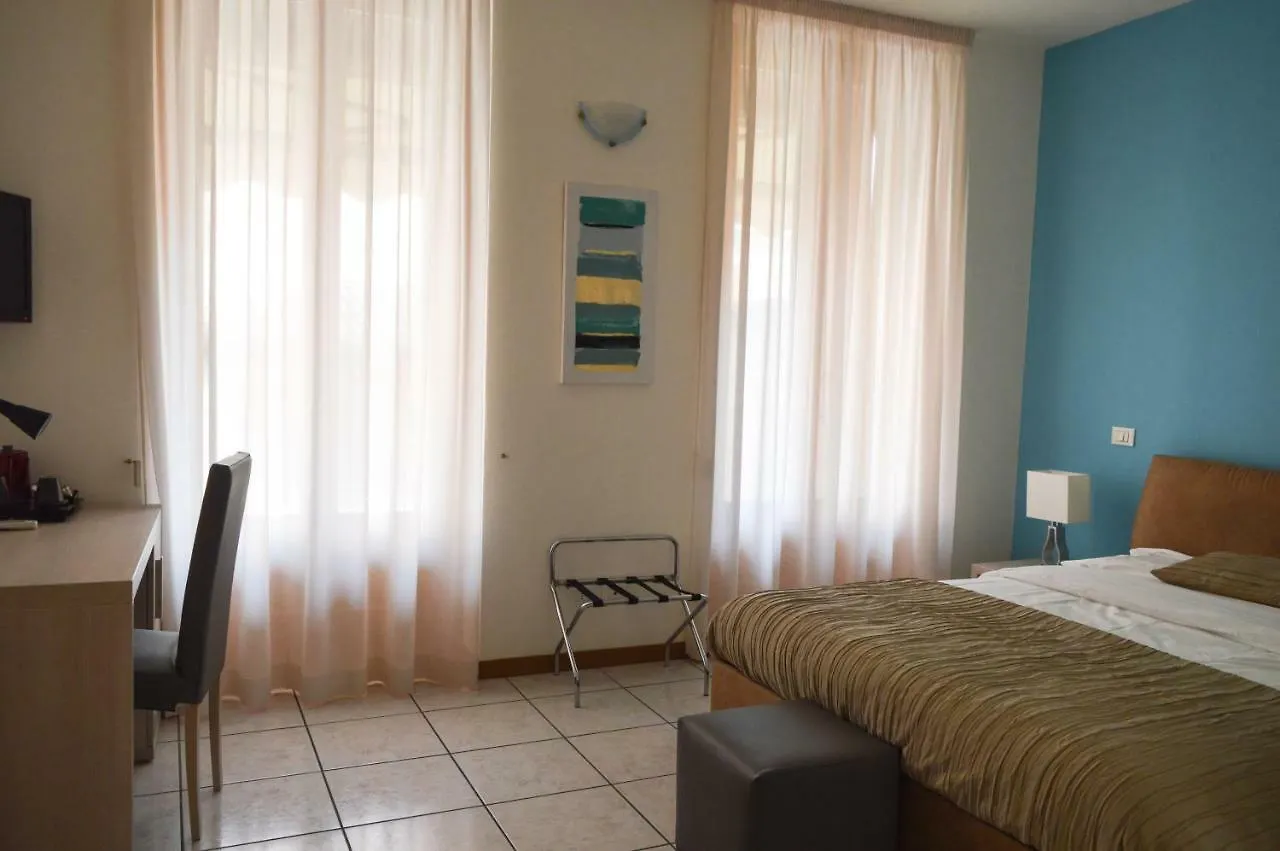 La Contrada Bed & Breakfast Sarnico