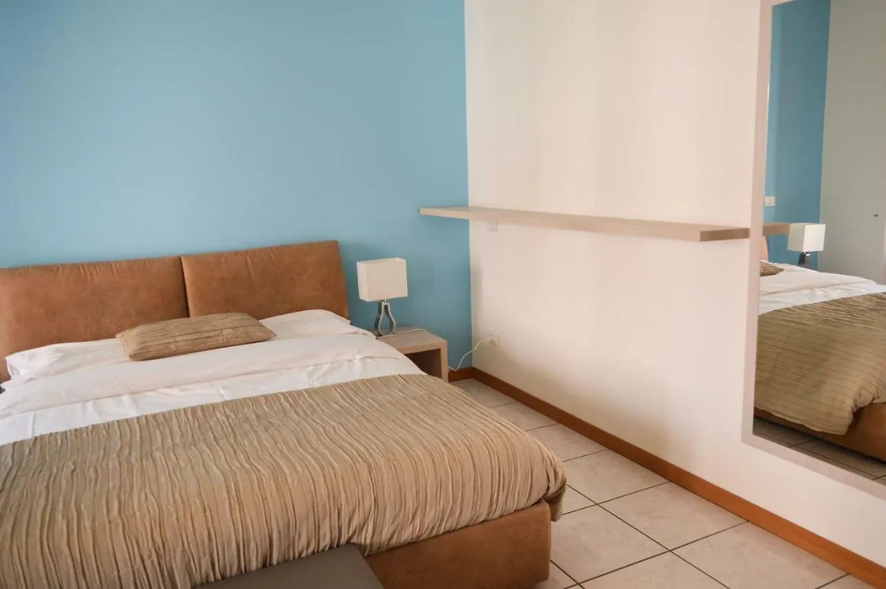 La Contrada Bed & Breakfast Sarnico